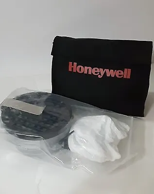Honeywell 7902 Emergency Escape Respirator W/Carry Bag • $5