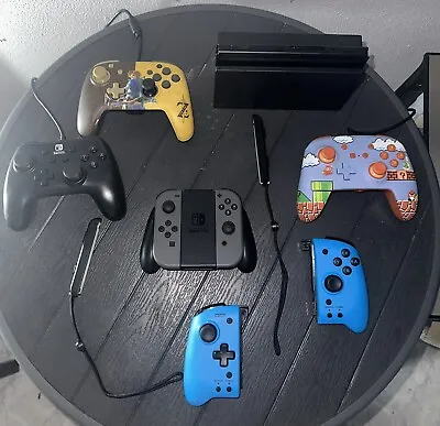 Used Nintendo Switch Console Bundle • $225