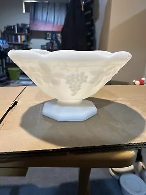 Vintage Large White Milk Glass Pedestal/Footed Fruit Bowl Grape Pattern  • $9.99