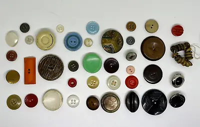 50 Unique Vintage Button Mixed Lot Bakelite Wood Metal Plastic Connectors • $10