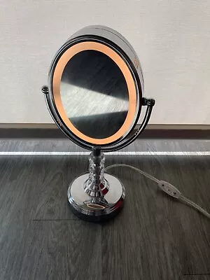 Lighted Makeup Mirror • $12