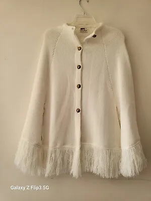 Vintage 1970's Women's Poncho Shawl Montgomery Ward  White Color Gold  Bottens  • $45