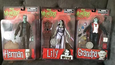 Diamond Select The Munsters Action Figure Set (3) Herman Lily Grandpa Mip Tru  • $324.99