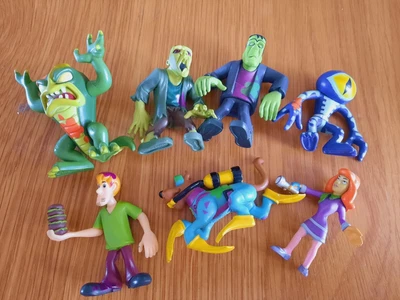 £7.99 • Buy Scooby Doo Bundle Mini Monsters & Daphne,Scooby & Shaggy Figures 3  Approx 