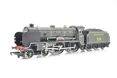 Hornby OO Gauge - R057 SR Green Schools Class 4-4-0 No.903 'Charterhouse' • £54.95