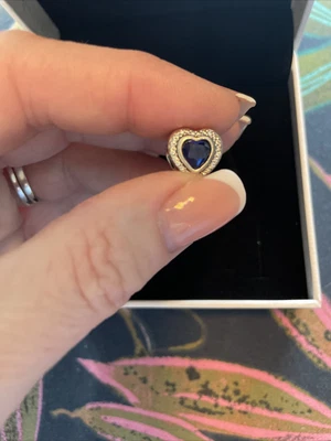 £40 • Buy Authentic Pandora Silver CZ & Blue Crystal Sparkling Love Bead 797608NANB