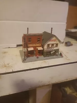 Z Scale Buildings Book Nook Amd Pizzaria • $135