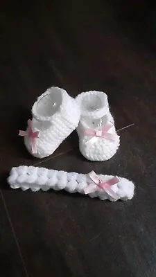 £5.99 • Buy Crochet Baby Shoes And Headband Set 0-3 Months Handmade
