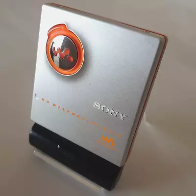 Sony MZ-E510 MiniDisc Player Silver Tested Working + Ext Battery Case & New Disc • £45