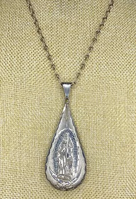 Vintage Our Lady Of Guadalupe & Aztec 925 Silver Etched Mexican Pendant Necklace • £86.61