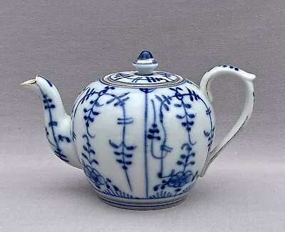 Beautiful Antique Porcelain 'Blue Onion' Type Tea Pot - Meissen Style • $25.99