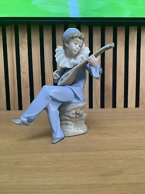 £2 • Buy Nao By Lladro Porcelain Figure - Pierrot Mandolin Player #1078