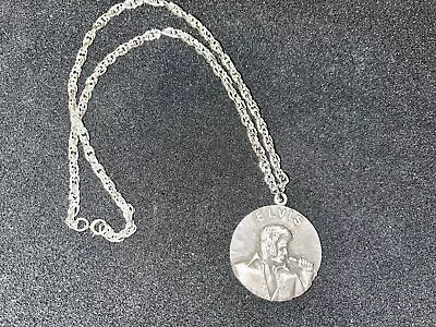 Vintage Elvis Presley Medallion Pendant Necklace • $18.74