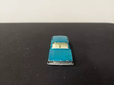 (Q)Vintage Matchbox Lesney Superfast Diecast Model  No.25 Ford Cortina  • $0.99