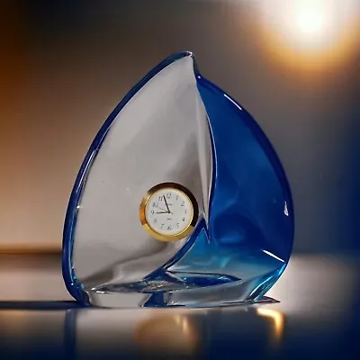 Beautiful Vintage Blue & Clear Crystal Art Glass Hoya Sailboat W/Bulova Clock • $44.95