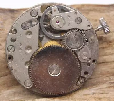 GLUCK TRADING LUCERNE SWISS DELUXE WATCH MOVEMENT 27.7mm 1j (LD) • $9.95