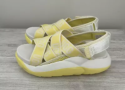 UGG LA Cloud  Yellow Logo Platform Women's  Sandal Sz US 6   1110090 • $29.95