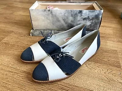 Vintage 9 West Womens Oxford Saddle Shoes Navy White Size 7.5 7 1/2 M NIB • $25