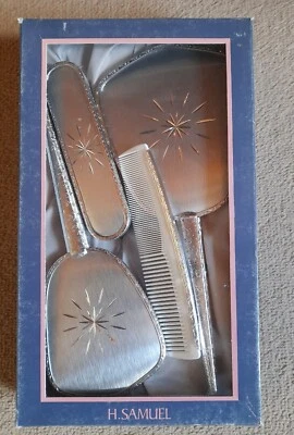 £9.99 • Buy H.Samuel 4 Piece Dressing Table Set In Original Box, With Silver Design.