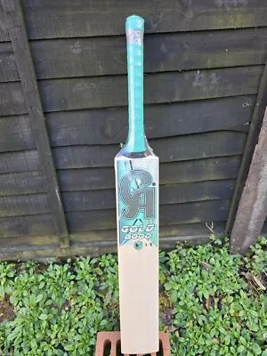 CA Gold 8000 English Willow Cricket Bat • £130