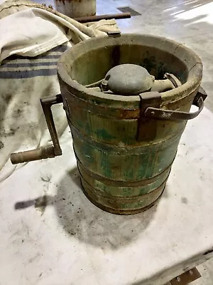 Vintage Ice Cream Freezer Maker Hand Crank 2 Quart - Made In USA Antique  • $79.95