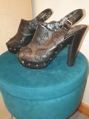 £9 • Buy Iron Fist Size 5; Black Skull Clogs