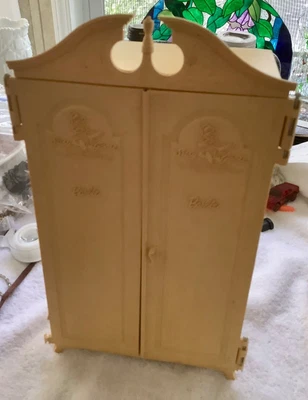 $15 • Buy Vintage Barbie Suzy Goose Wardrobe W/Hangers, Diary, Boots & Phone