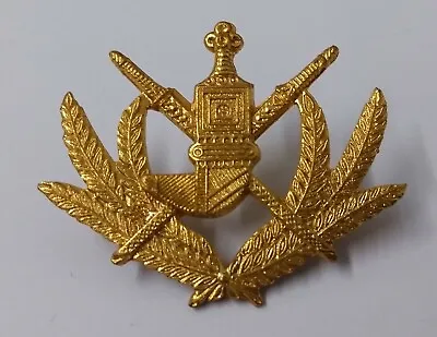 £17.99 • Buy Vintage Oman Forces Insignia Genuine Hat Badge Obsolete Pattern GIM179