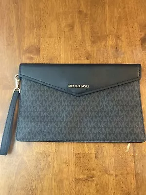 Black Logo Pattern Large Leather Wallet/Handbag Michael Kors • $15