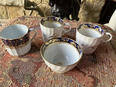 https://www.dealsanimg.com/img/tO8AAOSwkCNj~ReW/4-antique-porcelain-cans-tea-bowl-chamberlain-worcester-no-273.webp