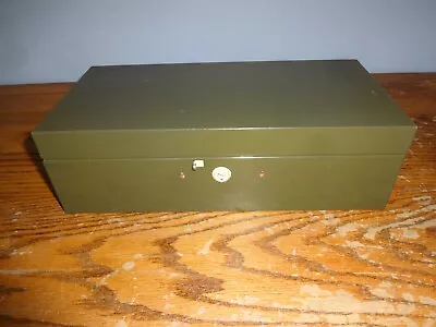 Vintage Merriam No.30 Bondsman Metal Storage Box 11 1/2  X 5 1/2  X 3 1/2  Green • $15.99