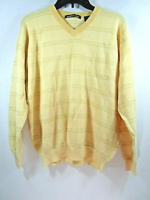 Men's Northern Isles Size Large Yellow Plaid V-Neck Sweater • $19.97