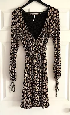 Free People Pradera Faux Wrap Floral Dress Tie Long Sleeve Size L • $30