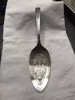 Vintage Luxor Plate Wallace Strawberry Pillsbury Pie Cake Server Silver Plate • $10