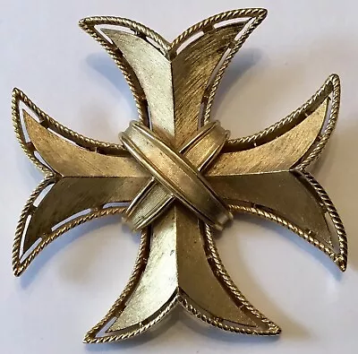 Vintage Crown Trifari Gold Tone Textured Maltese Cross Brooch • $49