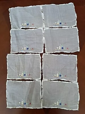 Set Of 8 Vintage Embroidered Linen Cocktail Napkins • $24.99