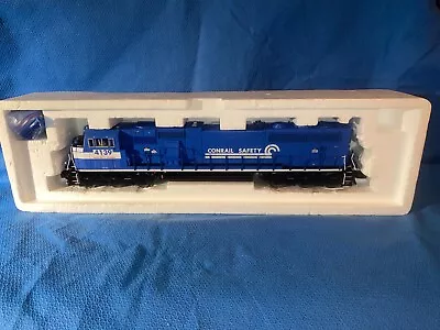 Lionel Conrail Safety 4139 Diesel Locomotive SD 70MAC O Gauge 6 21109  L46 • $384.95