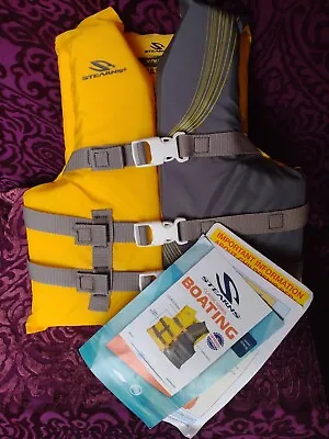 Stearns Youth Life Jacket Vest For Kids 50-90lbs Gray & Yellow. New With Tags! • $17.99