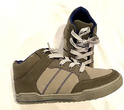 Boys Just Fab Hightop Sneaker Shoes Big Kid Size 3 Gray Blue New • $9.50