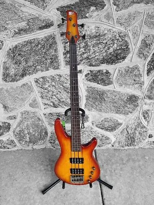 Ibanez Soundgear SRX700 Bass With Ibanez Hardshell Case • $599.99