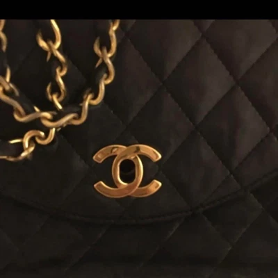 $1623 • Buy Chanel Shoulder Bag Matelasse Gold Chain Vintage Black Used From Japan