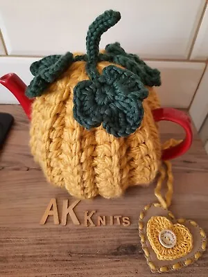 £12.50 • Buy New Handmade Chunky Crochet Pumpkin Tea Cosy M/L Teapot Unique Gift With Tag 