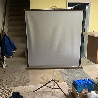 Da-lite Projection Screen 40 X 40” Lenticular Screen • $50