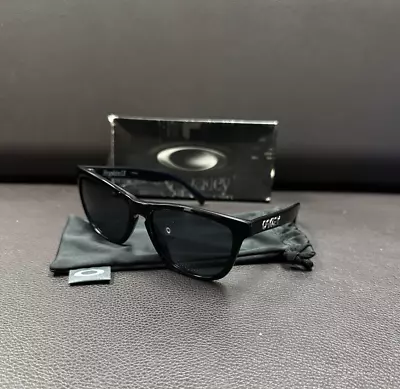 Rare Collectors Oakley Asian Fit Frogskins Lx Black Grey Oo2043-01 • $290