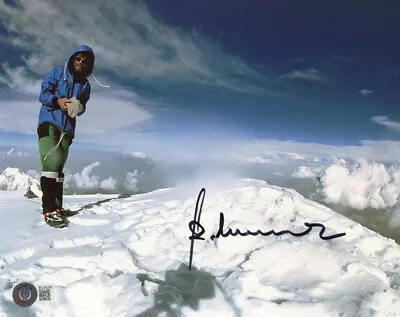 REINHOLD MESSNER SIGNED 8x10 PHOTO FIRST TO SOLO MT EVEREST NO TANKS BECKETT BAS • $165