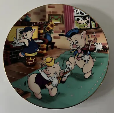 Kenleys Official Collectable Disney Plate Hanging Plate - Three Little Pigs 1933 • £9.95