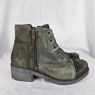Women's NAOT GROOVY Leather Side Zip Green Suede Combat Boots Size 9 EU 40 • $39.99