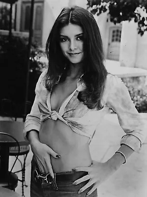 TV Actress VICTORIA PRINCIPAL Pin Up Publicity Picture Photo Print 8.5 X11  • $13