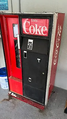 Vintage Coke Vending Machine Cavalier USS-8-64 W/ Key • $300