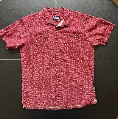 Patagonia Men's Short Sleeve Button Shirt Size M Organic Cotton & Hemp Cran Red • $19.99